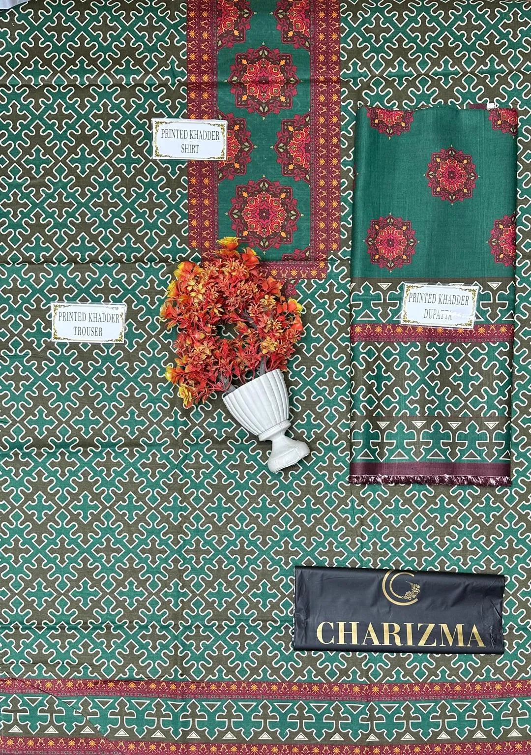 3 pcs Women's Unstitched Printed Suit